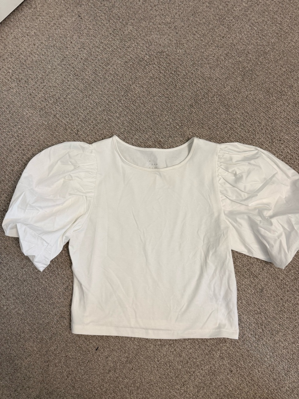 a new day White Puff Sleeve Tee